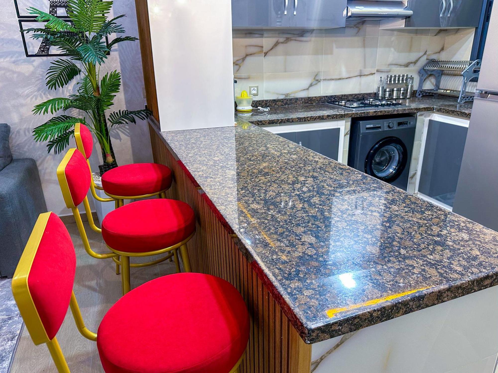 Veluxa - Luxury Holiday Homes - Centric Flat Tangeri Esterno foto