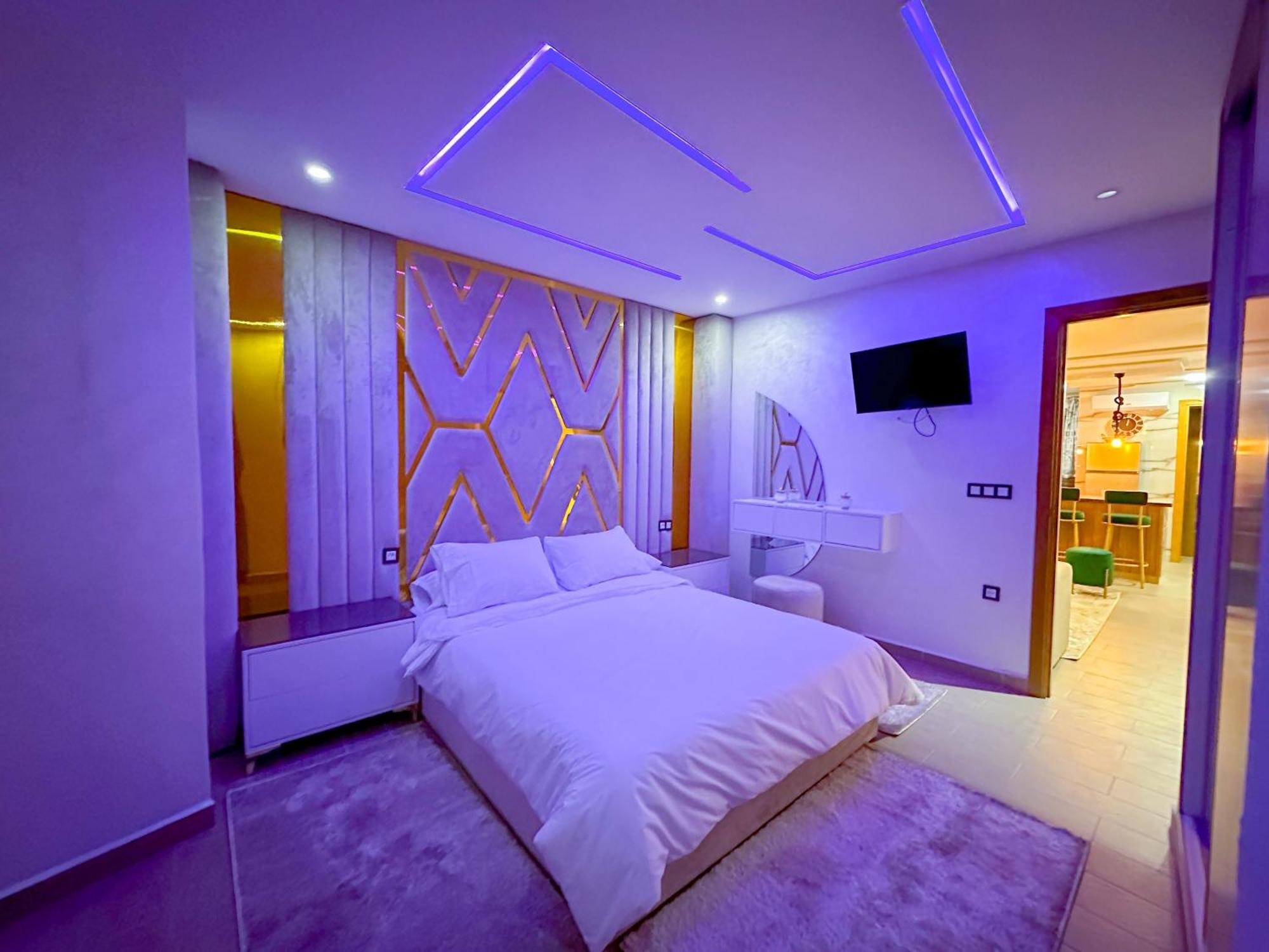 Veluxa - Luxury Holiday Homes - Centric Flat Tangeri Esterno foto