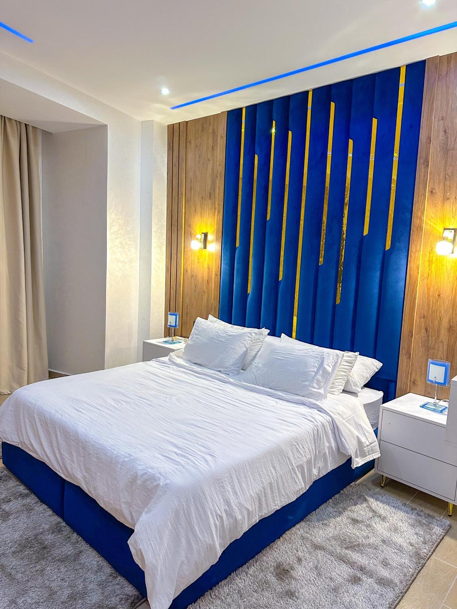 Veluxa - Luxury Holiday Homes - Centric Flat Tangeri Esterno foto